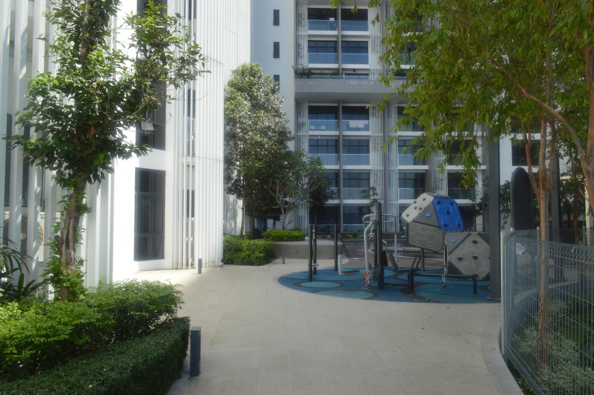 Apartment Pinay Home- The Shore *